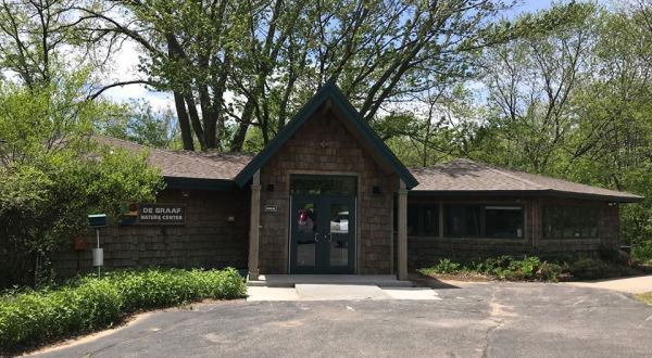 A Trip To This Michigan Nature Center Will Connect You With The Great Outdoors