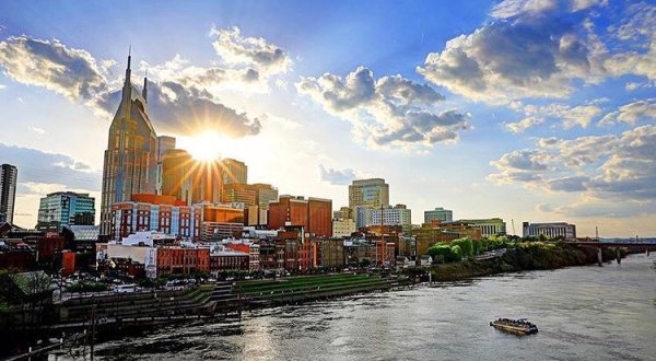 See The Nashville Skyline Like Never Before Aboard This Unique Boat Tour