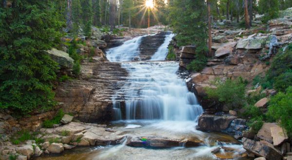 Discover One Of Utah’s Most Majestic Waterfalls – No Hiking Necessary