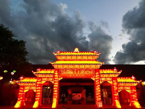 The Lantern Festival In Cleveland That’s A Night Of Pure Magic