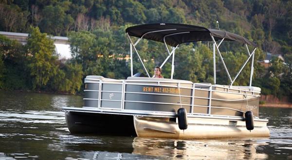 Explore Pittsburgh’s Three Rivers From Aboard This Cozy Pontoon Boat