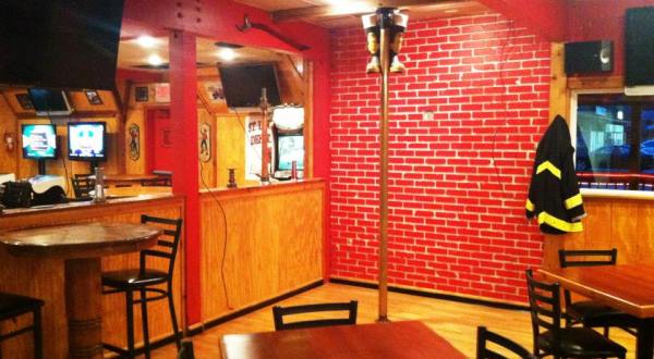 This Firehouse Themed Restaurant In Missouri Is A Must-Visit For Everyone