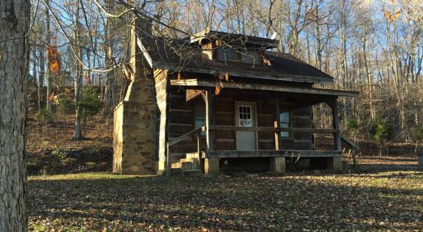 This Old 1800s Log Cabin In Indiana Will Take You Back To Lincoln’s Time