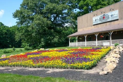 These Unique Gardens In Indiana Are The Most Amazing Things You'll See All Year