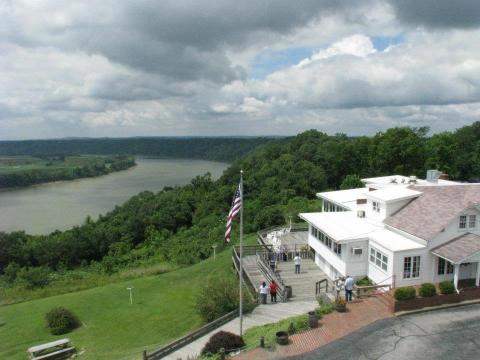 This Bluff-Top Restaurant In Indiana Overlooks The State's Most Scenic River