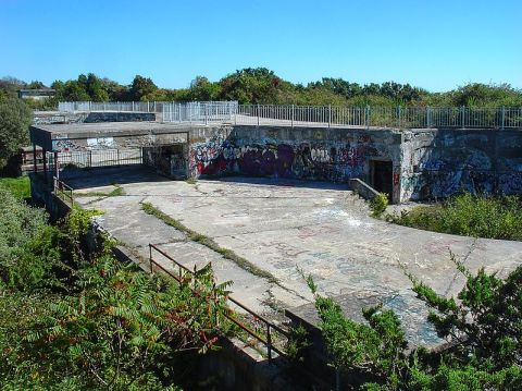 Everyone In Rhode Island Should See What’s Inside The Walls Of This Abandoned Fort