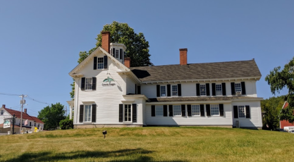 This New Hampshire Restaurant in A Stunning Home Has the Most Delicious Italian Food