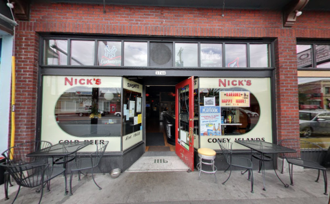 A Trip To The Oldest Hot Dog Stand In Oregon Will Delight You In Every Way