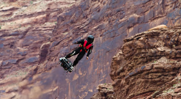 The Footage Of This Guy Flying Over The Desert In Utah Is Surreal
