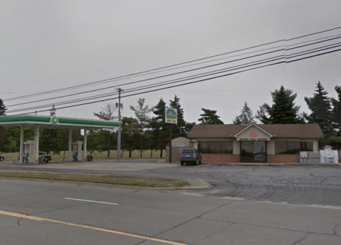 The Most Delicious Bakery Is Hiding Inside This Unsuspecting Michigan Gas Station