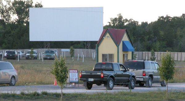 The Drive In Theater Near Nashville You’ll Want To Visit Before Summer’s Over