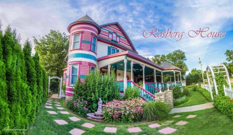 There’s A Themed Bed and Breakfast In The Middle Of Nowhere In Kansas You’ll Absolutely Love