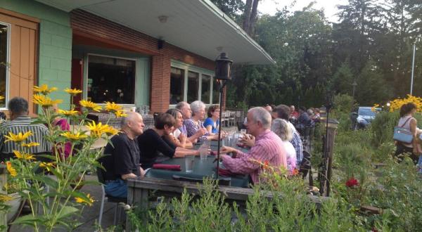 The Garden Restaurant In Michigan That Will  Absolutely Enchant Your Taste Buds