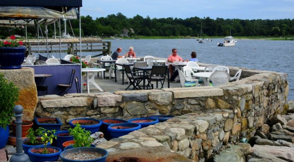 The Sunsets From This Harborside Restaurant In Rhode Island Are As Amazing As The Food