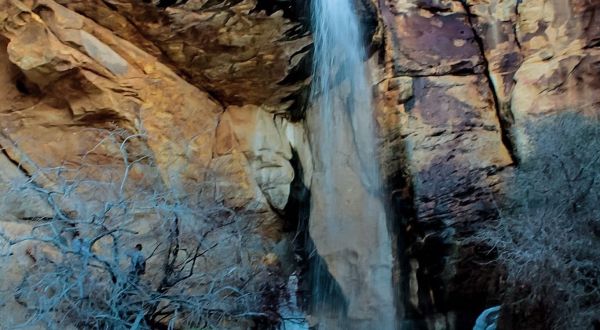 Your Kids Will Love This Easy 1-Mile Waterfall Hike Right Here In Nevada