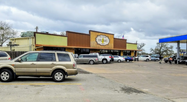 The Most Delicious Bakery Is Hiding Inside This Unsuspecting Texas Gas Station