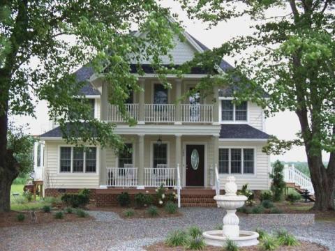 Steal Away To Virginia's Picturesque Country Inn For The Most Relaxing Getaway