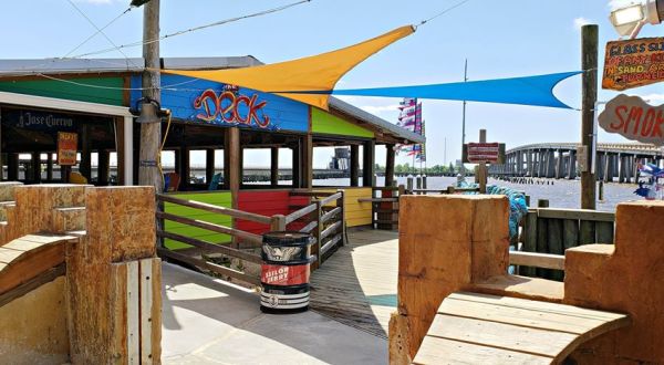 9 Restaurants In Louisiana With The Most Amazing Dockside Dining