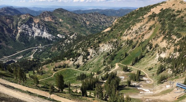 The Easy Trail In Utah That Will Take You To The Top Of The World