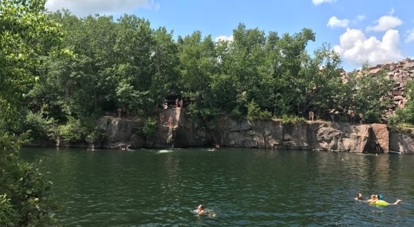 This Secluded Quarry In Minnesota Might Just Be Your New Favorite Swimming Spot