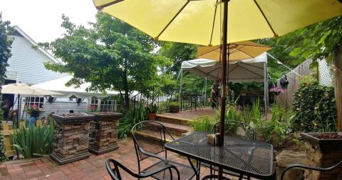 Virginia's Secret Garden Cafe Is Like Something From A Storybook