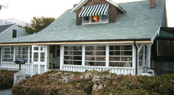 The Historic Beach Cottage That Serves Some Of The Best Seafood In Virginia