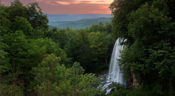 Discover One Of Virginia’s Most Majestic Waterfalls – No Hiking Necessary