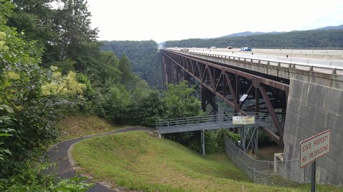 The Magnificent Bridge Trail In West Virginia That Will Lead You To A Hidden Overlook
