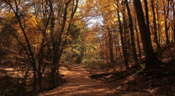 The Historical Haunted Hay Ride Near Pittsburgh That Will Terrify You In The Best Way