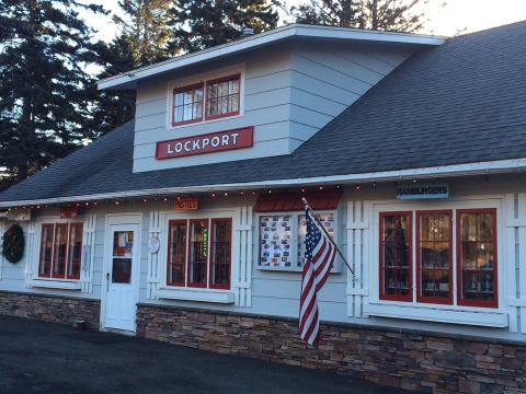 This Charming Roadside Restaurant In Minnesota Is Well Worth Stopping For