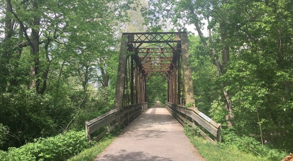 The Underrated River Trail In Ohio You’ll Want To Hike Over And Over Again