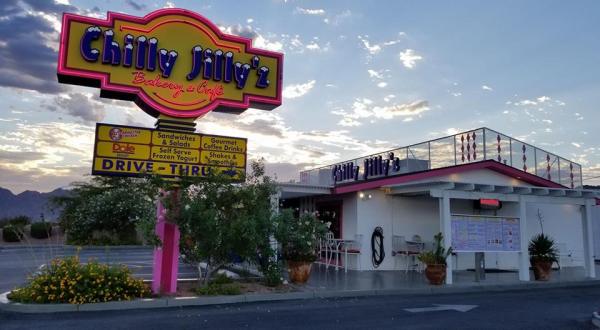This Funky Cafe In Nevada Will Make You Nostalgic For The Good Ol Days