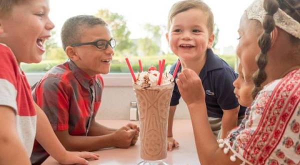 This Missouri Diner With A Million Milkshake Flavors Is A Must Visit