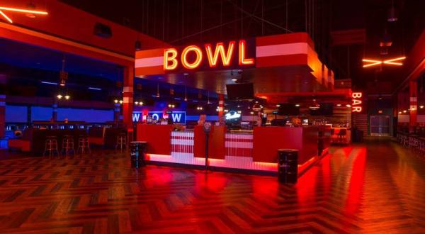 Some Of The Best Food In Missouri Is Found Inside This Inconspicuous Bowling Alley