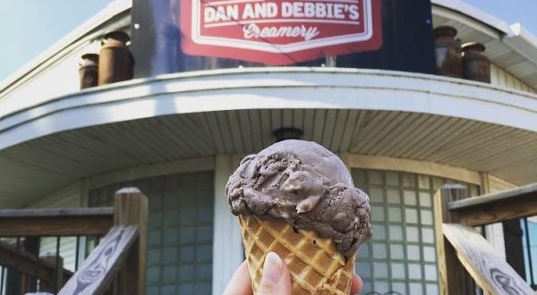You’ll Have Loads Of Fun At This Dairy Farm In Iowa With Incredible Ice Cream And Cheese Curds
