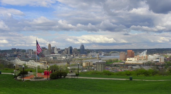 There’s So Much To See And Do At This Unforgettable Park Near Cincinnati