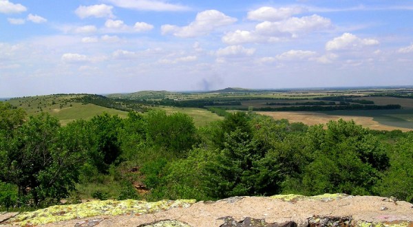 The Breathtaking Overlook In Kansas That Lets You See For Miles And Miles