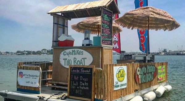 The Floating Tiki Boat Restaurant You Won’t Want To Miss On The Rhode Island Waterways