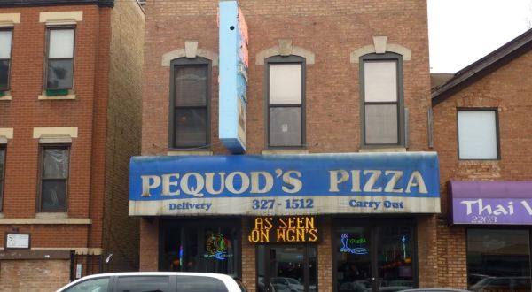 These 7 Old School Pizza Parlors In Illinois Have Been Around Forever