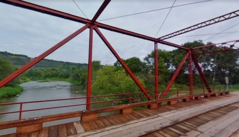 The Magnificent Bridge Trail In North Dakota That Will Lead You To A Hidden Overlook
