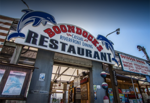 A Tiny Crab Shack Hidden In Florida, Boondocks Is A Gem For Fresh Seafood