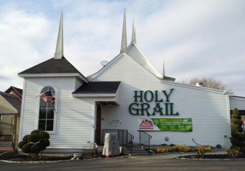 This Unique New Hampshire Pub Was Once A Church And You Have to Visit