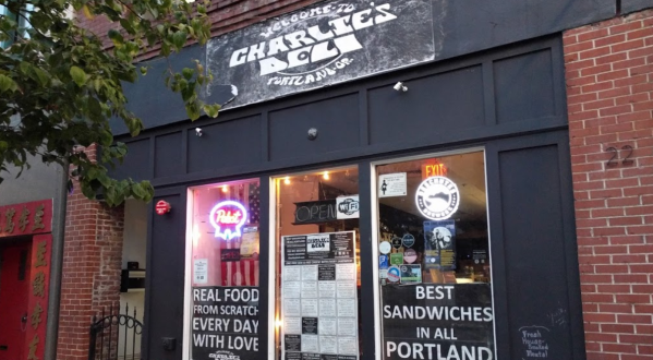 You’ll Never Forgive Yourself If You Don’t Try This Incredible Sandwich Shop In Oregon