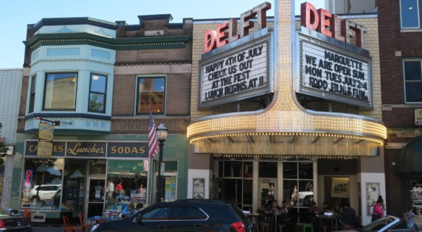 This Converted Movie Theater Is Now One Of Michigan’s Most Wonderful Restaurants