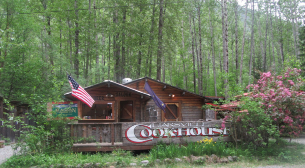 A The Day At This Gold Rush Town In Alaska Is A True Adventure