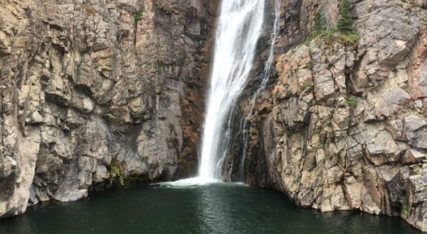 The Ultimate Bucket List For Anyone In Wyoming Who Loves Waterfall Hikes