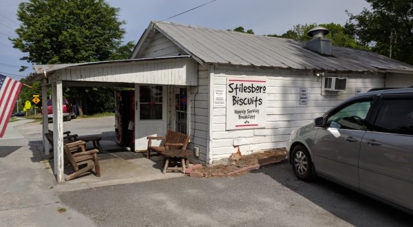 The World’s Best Biscuit Is Made Daily Inside This Humble Little Georgia Eatery