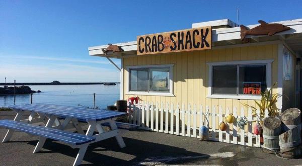 This Tiny Crab Shack Hidden In Northern California Is A Gem For Fresh Seafood