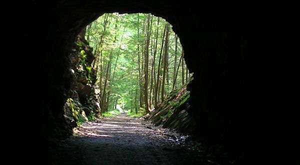 This Amazing Hiking Trail In Connecticut Takes You Through An Abandoned Train Tunnel