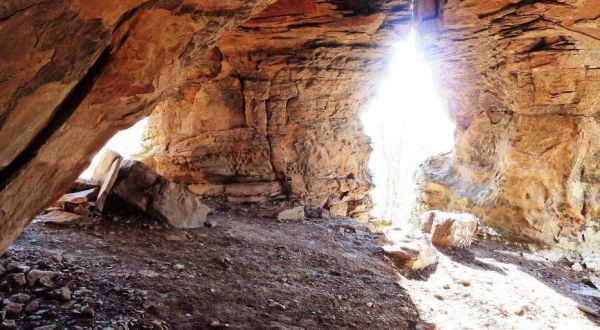 Most People Don’t Know There’s A Natural Castle Hiding In Arkansas